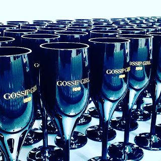 I Vám vyrobíme krásné sklenice. Chcete 6 kusů, 12, nebo 500 kusů? To je jen na vás. www.nerozbitnesklenice.cz