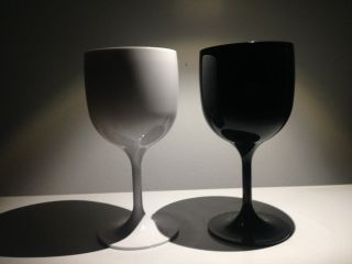 Na doma i do firmy. I Vám dodáme krásné sklenice. Chcete 6 kusů, 12, nebo 100 kusů? chcete čiré, nebo barevné, s potiskem,...