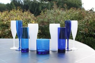 Na doma i do firmy. I Vám dodáme krásné sklenice. Chcete 6 kusů, 12, nebo 100 kusů? chcete čiré, nebo barevné, s potiskem,...