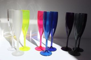 Na doma i do firmy. I Vám dodáme krásné sklenice. Chcete 6 kusů, 12, nebo 100 kusů? chcete čiré, nebo barevné, s potiskem,...