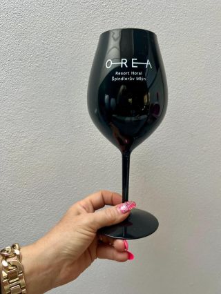 I Vám vyrobíme krásné sklenice. Chcete 6 kusů, 12, nebo 500 kusů? To je jen na vás. www.nerozbitnesklenice.cz