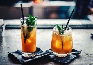 A jaké krásné sklenice dodáme Vám? Napište si o cenu s logem či bez: info@nerozbitnesklenice.cz Krasa a elegance + Klid a...