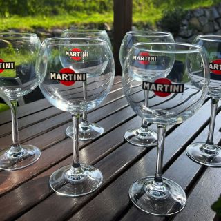 A jaké krásné sklenice dodáme Vám? Napište si o cenu s logem či bez: info@nerozbitnesklenice.cz Krasa a elegance + Klid a...