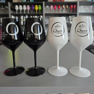 Na doma i do firmy. I Vám dodáme krásné sklenice. Chcete 6 kusů, 12, nebo 100 kusů? chcete čiré, nebo barevné, s potiskem,...