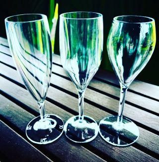 Potřebujete 2 kusy, 6, 12, nebo rovnou 100 kusů… Jsme tu pro vás www.nerozbitnesklenice.cz Na doma i do firmy. Klid,...