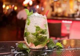 Potřebuješ 2 kusy, 6, 12, nebo rovnou 100 kusů… Jsme tu pro vás www.nerozbitnesklenice.cz Na doma i do firmy. Klid, pohoda...