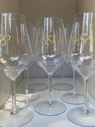 Stále stíháme 🎄 A jaké krásné sklenice dodáme Vám? www.nerozbitnesklenice.cz = www.plastovesklenice.cz