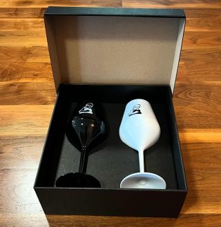 Stále stíháme 🎄 A jaké krásné sklenice dodáme Vám? www.nerozbitnesklenice.cz = www.plastovesklenice.cz