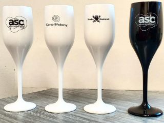 Dárky na poslední chvíli? Žádný problém – my stále stíháme! Chcete potěšit rodinu, kolegy, nebo firemní partnery něčím...