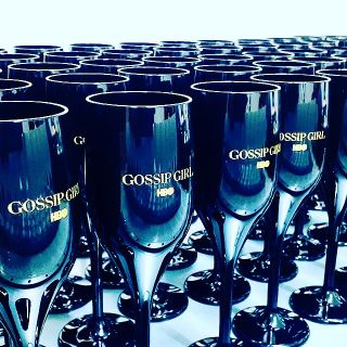 Dárky na poslední chvíli? Žádný problém – my stále stíháme! Chcete potěšit rodinu, kolegy, nebo firemní partnery něčím...