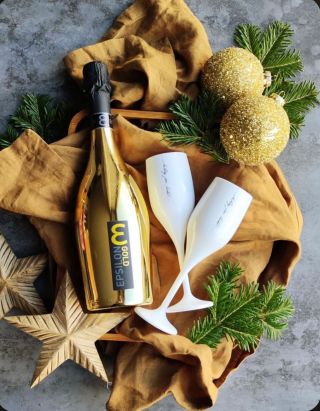 A jaké krásné sklenice vyrobíme Vám? Krása, elegance, klid, pohoda a hlavně bezpečí www.nerozbitnesklenice.cz